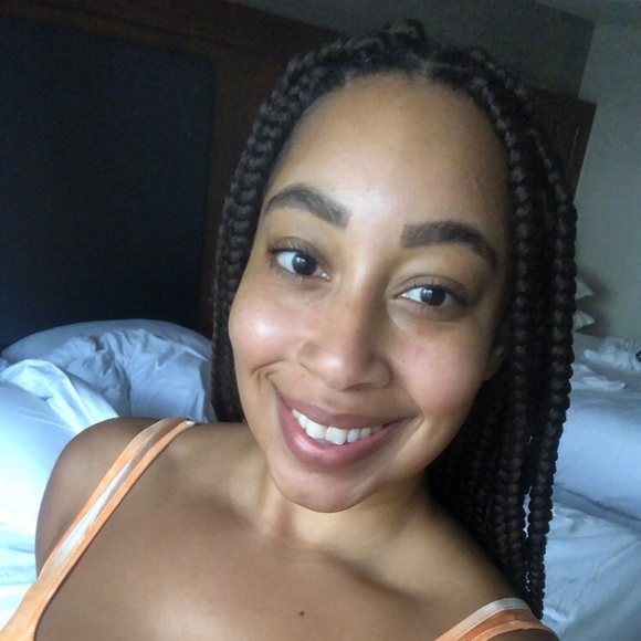 Meet your Posher, Meghan - Picture 1 of 1